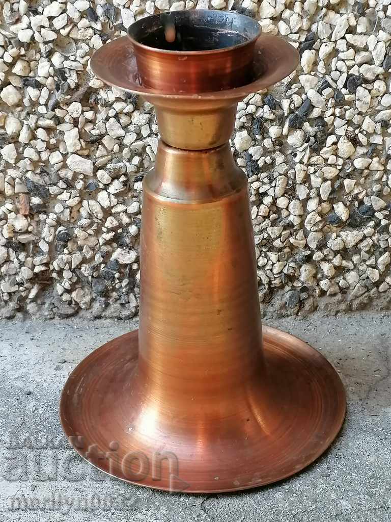 Old copper candlestick art deco copper lamp candle with price 40.00 BGN | € 20.45 Old copper candlestick art deco copper lamp candle with price 40.00 BGN | € 20.45