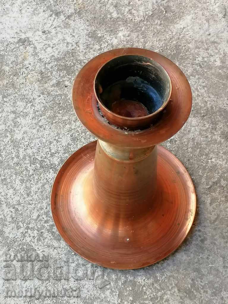 Delivery of Old copper candlestick art deco copper lamp candle Delivery of Old copper candlestick art deco copper lamp candle