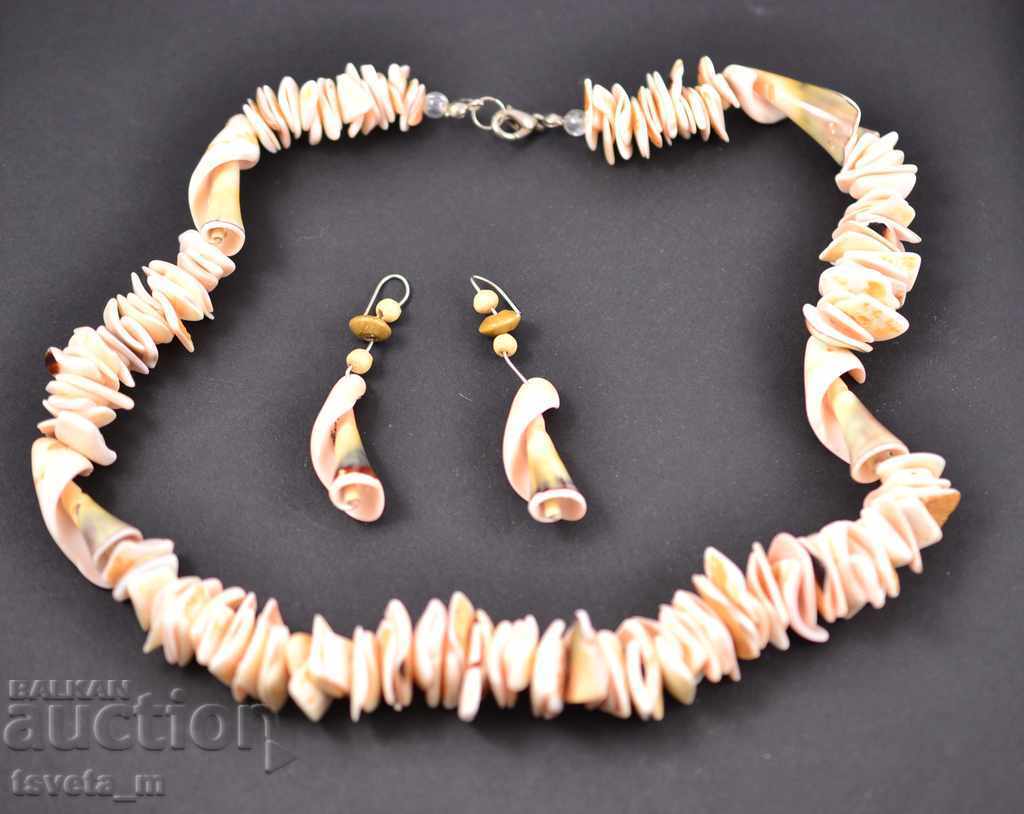 Гердан / колие  и обици , миди