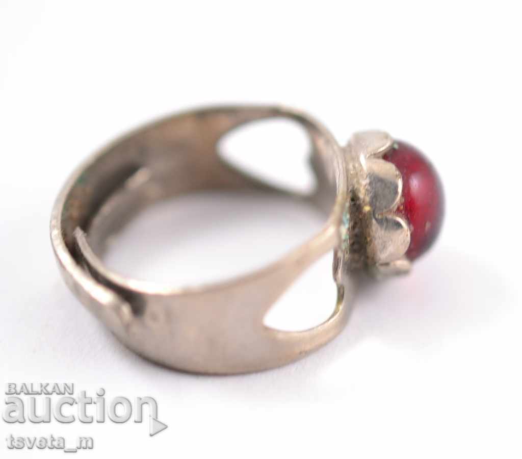 Auction Ring with variable size Auction Ring with variable size