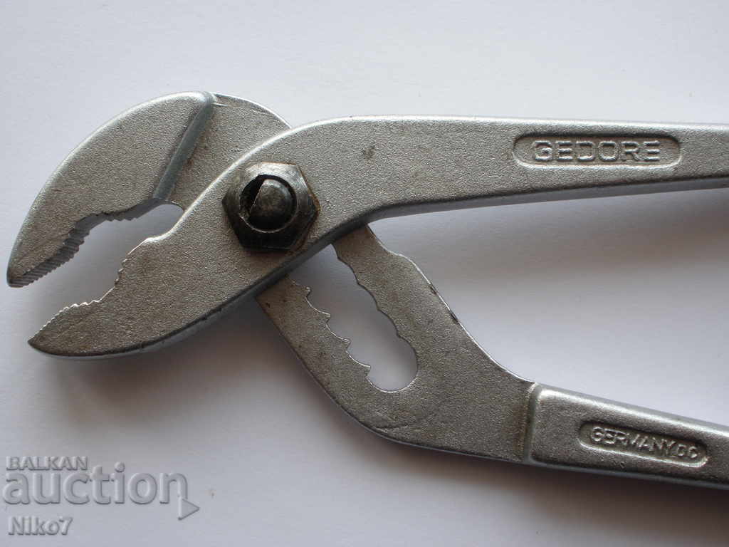 Аукцион Раздвижени,германски клещи"GEDORE". Аукцион Раздвижени,германски клещи"GEDORE".