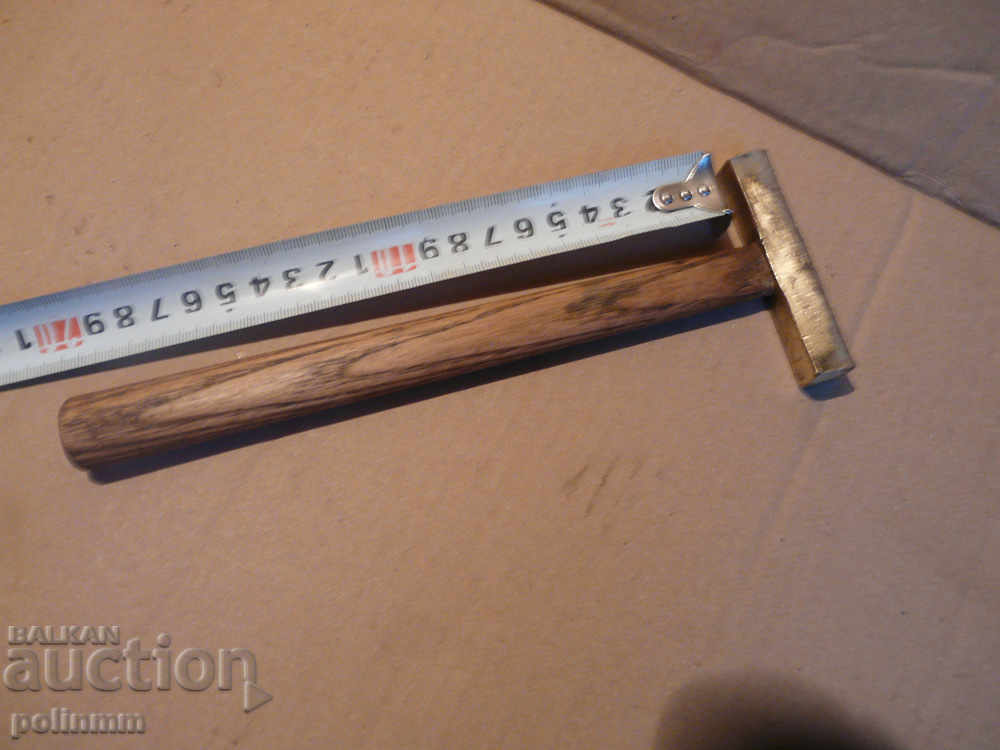 A little brass hammer with price 50.00 BGN | € 25.56 A little brass hammer with price 50.00 BGN | € 25.56