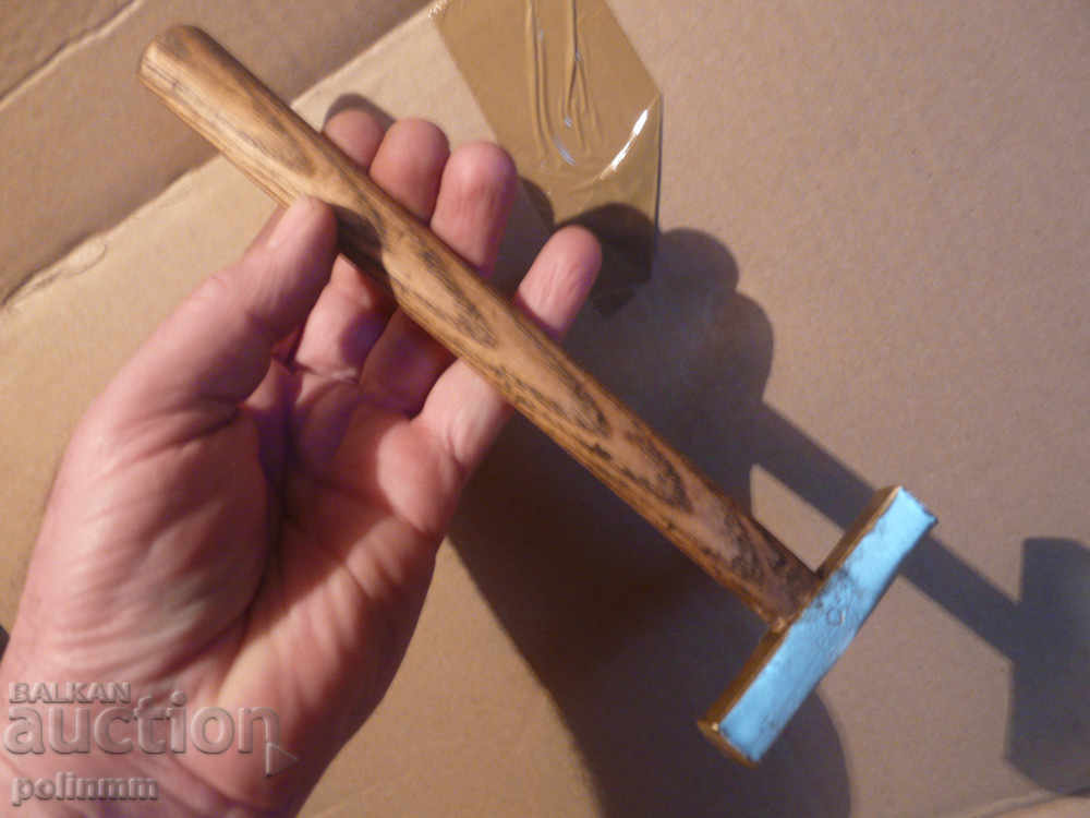 A little brass hammer - 5 A little brass hammer - 5