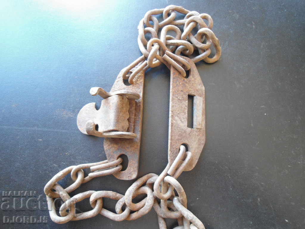 Delivery of Old chain, chain Delivery of Old chain, chain