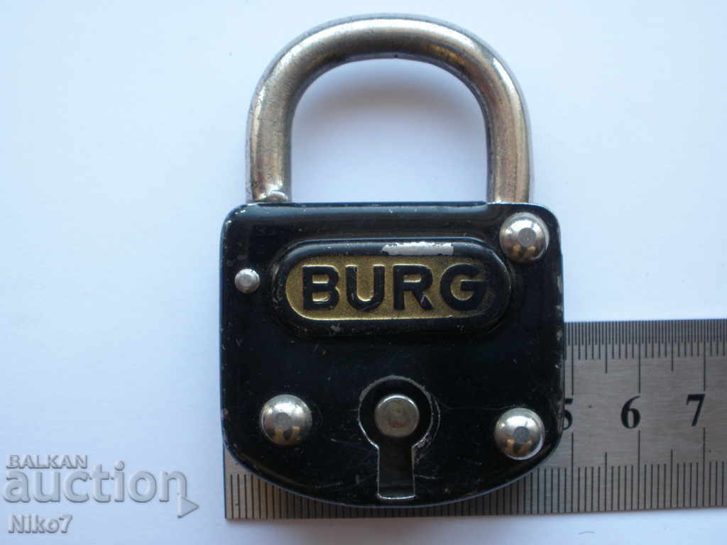 Delivery of Old padlock 'BURG'. Delivery of Old padlock 'BURG'.