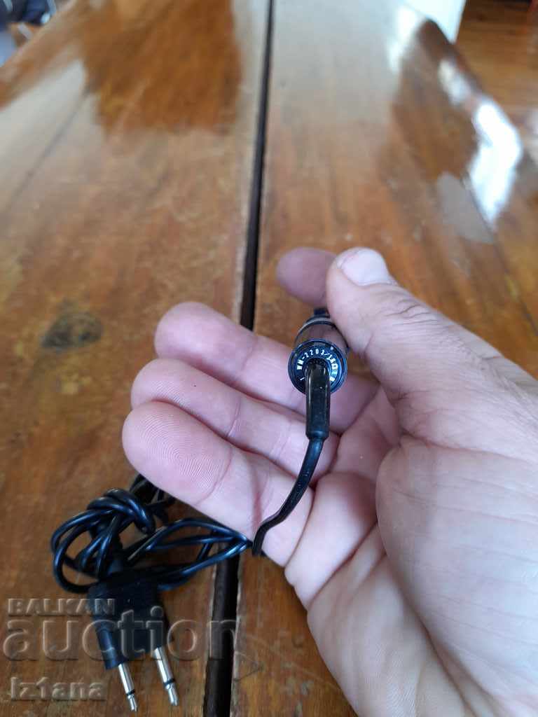 Delivery of Old microphone National Delivery of Old microphone National