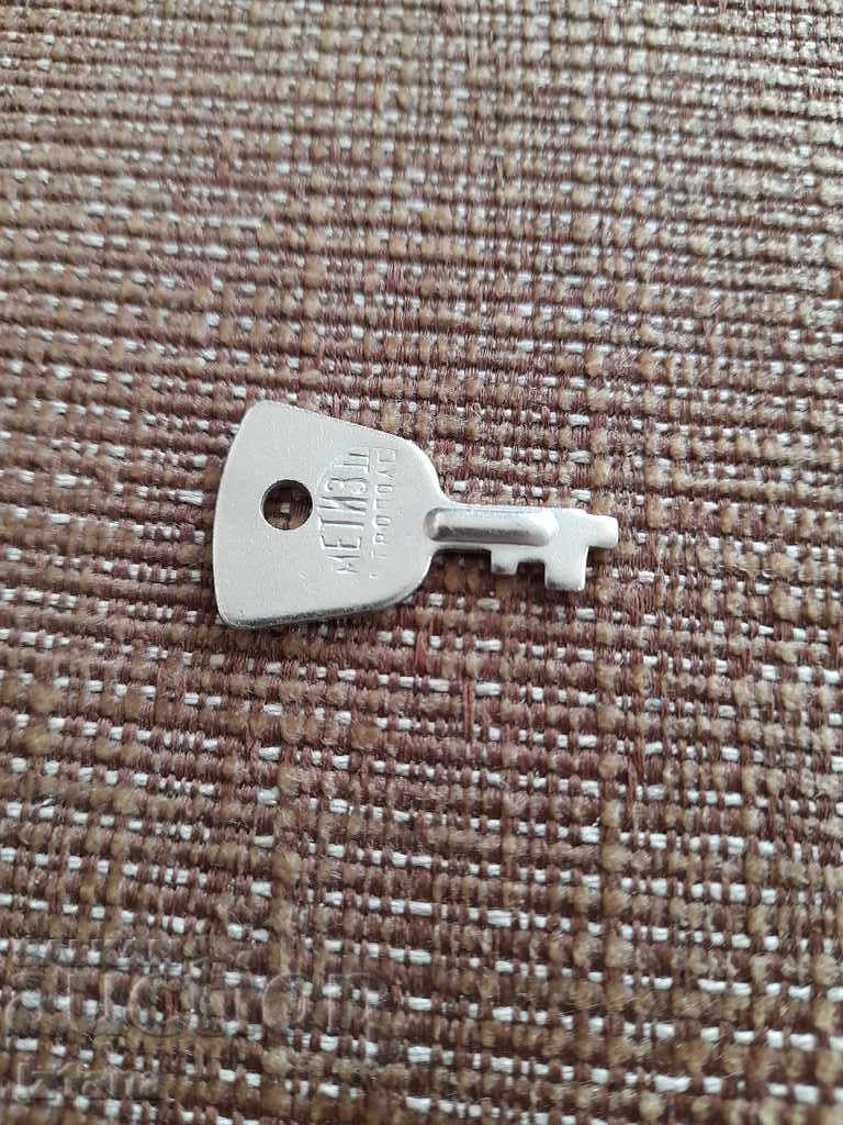 Old key, key