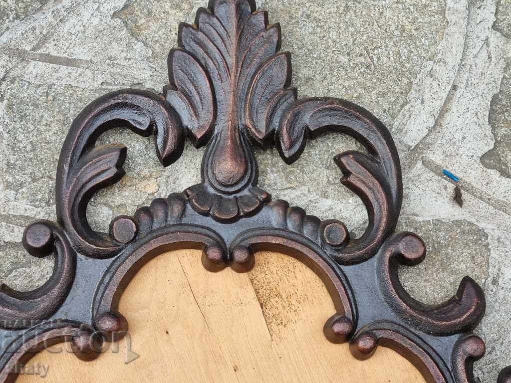 Metal frame for mirror or picture with price 65.00 BGN | € 33.23 Metal frame for mirror or picture with price 65.00 BGN | € 33.23