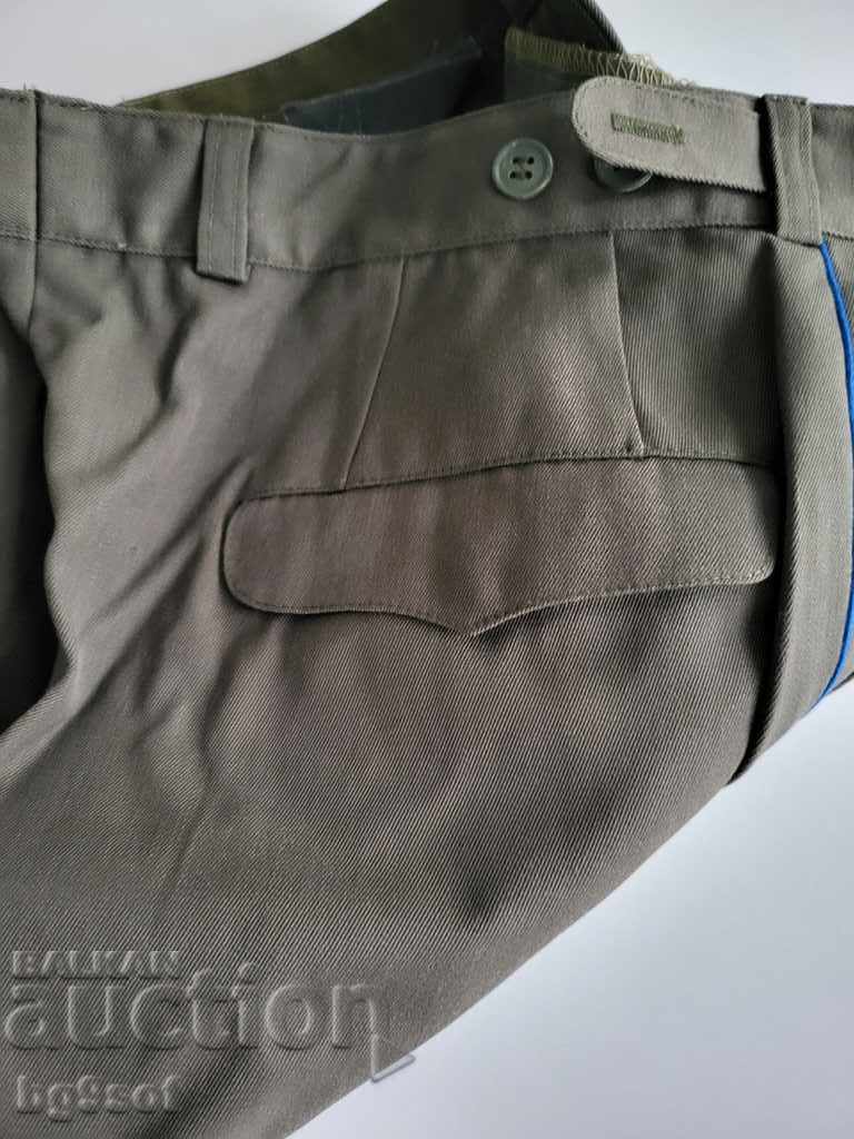 Παράδοση Παντελόνι στολή αξιωματικού Παράδοση Παντελόνι στολή αξιωματικού