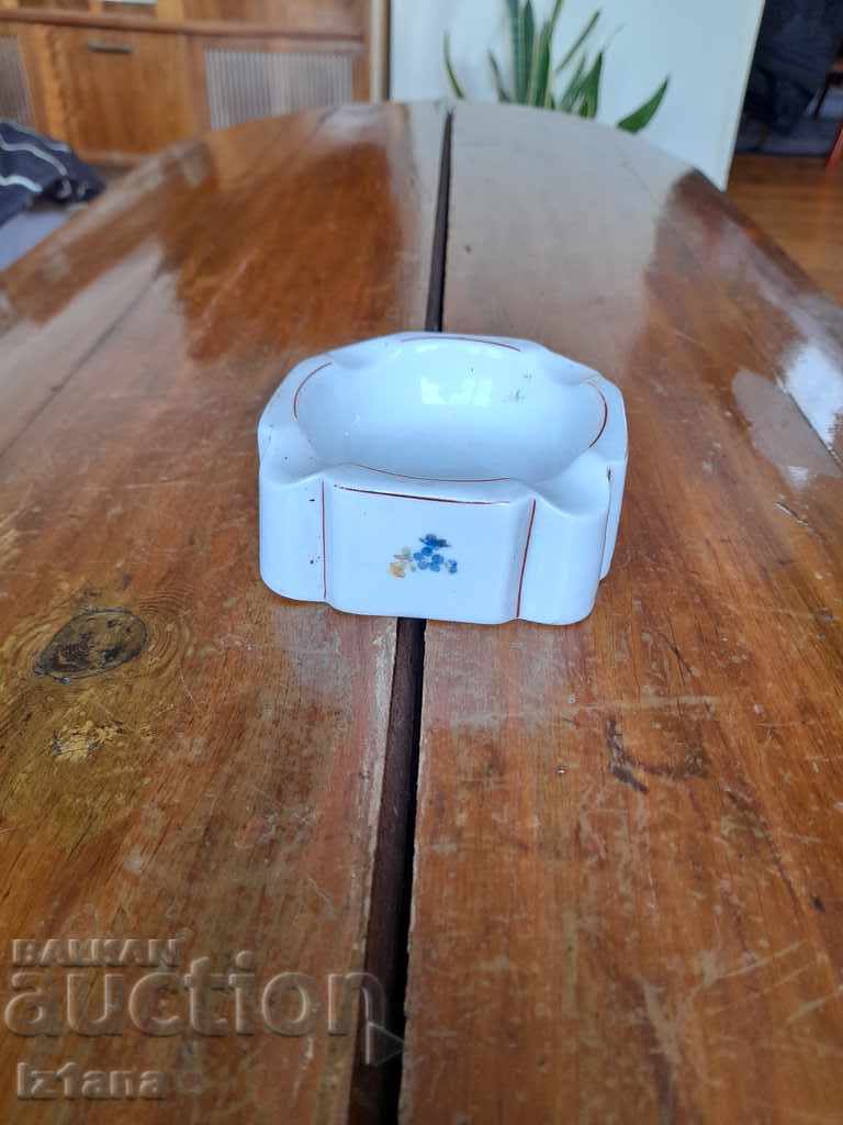 Delivery of Old porcelain ashtray Delivery of Old porcelain ashtray