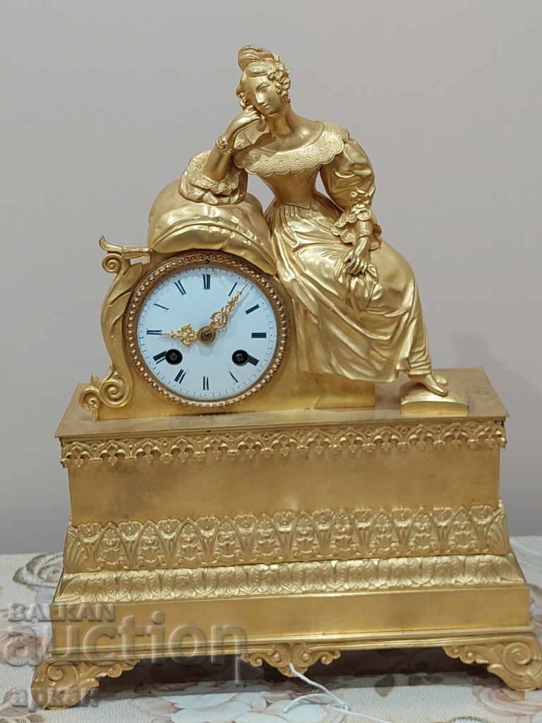 ceas din bronz cu aurire din secolul al XIX-lea