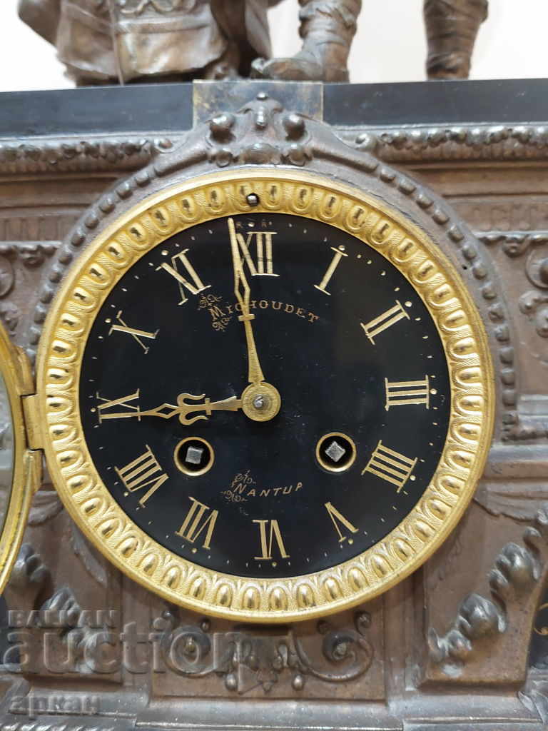 French mantel clock - late 19th century with price 1500.00 BGN | € 766.94 French mantel clock - late 19th century with price 1500.00 BGN | € 766.94