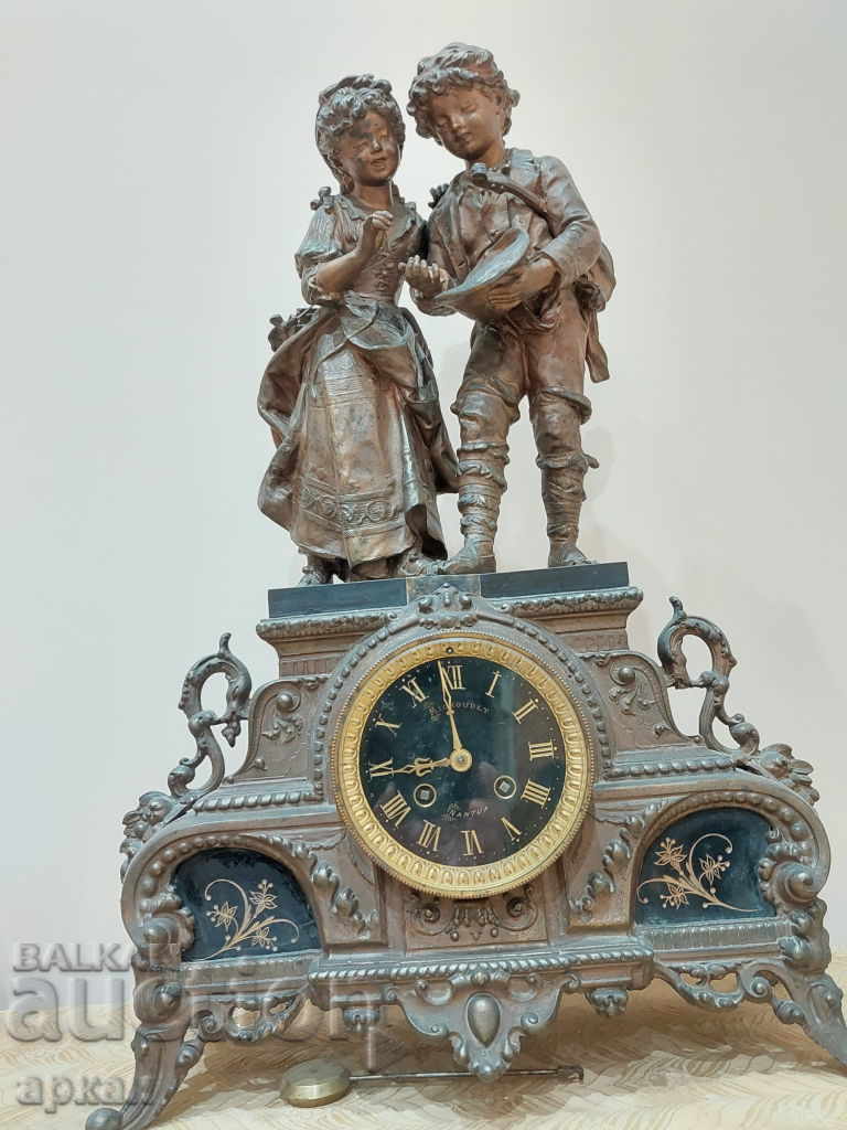French mantel clock - late 19th century French mantel clock - late 19th century