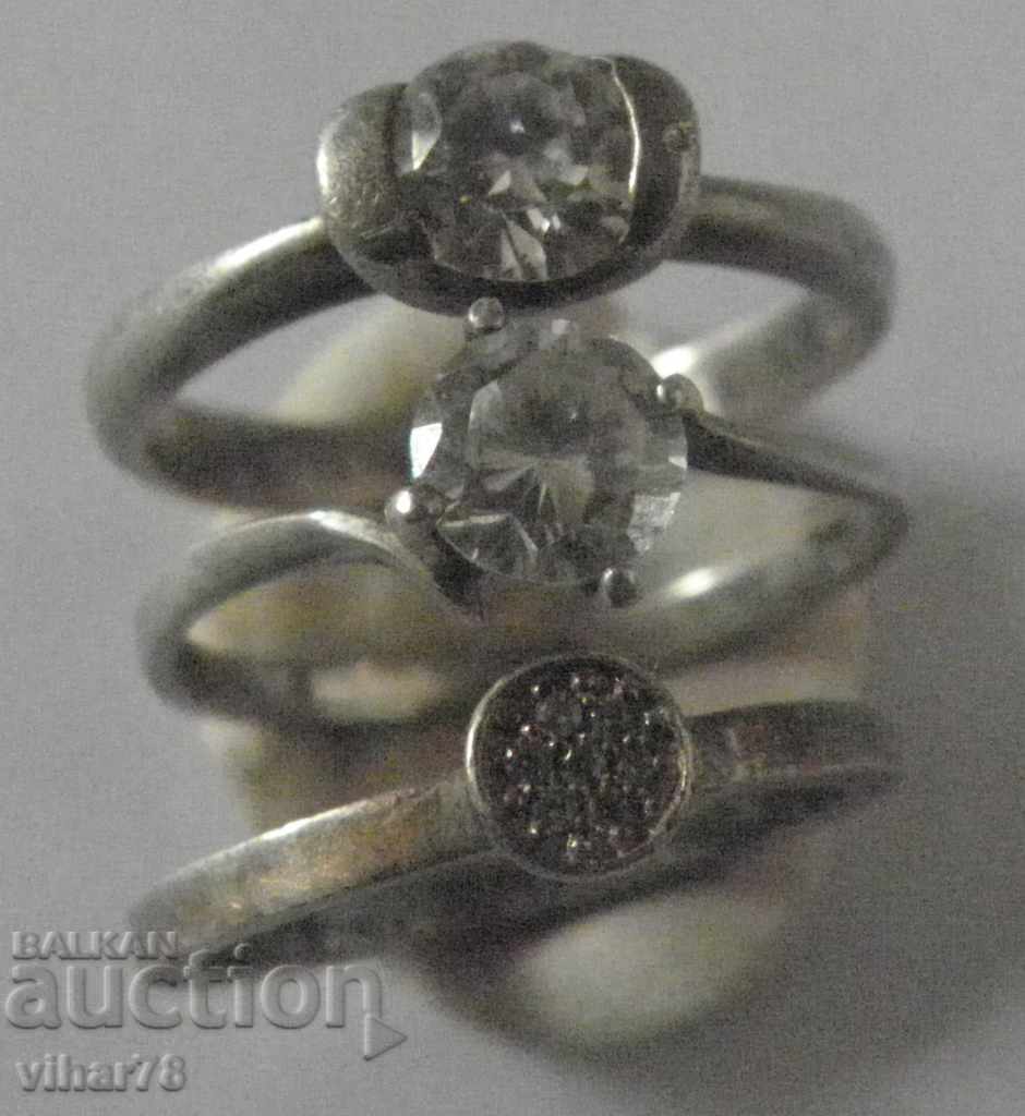 Lot of three silver rings - 7
