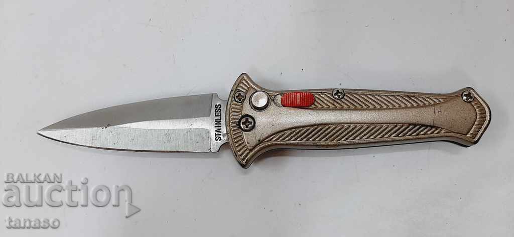 Folding automatic knife (2.3.1) with price 39.00 BGN | € 19.94 Folding automatic knife (2.3.1) with price 39.00 BGN | € 19.94