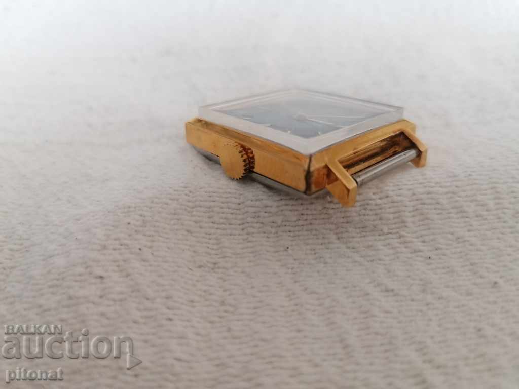 Delivery of Collectible watch GLORY SQUARE AU 20 Delivery of Collectible watch GLORY SQUARE AU 20