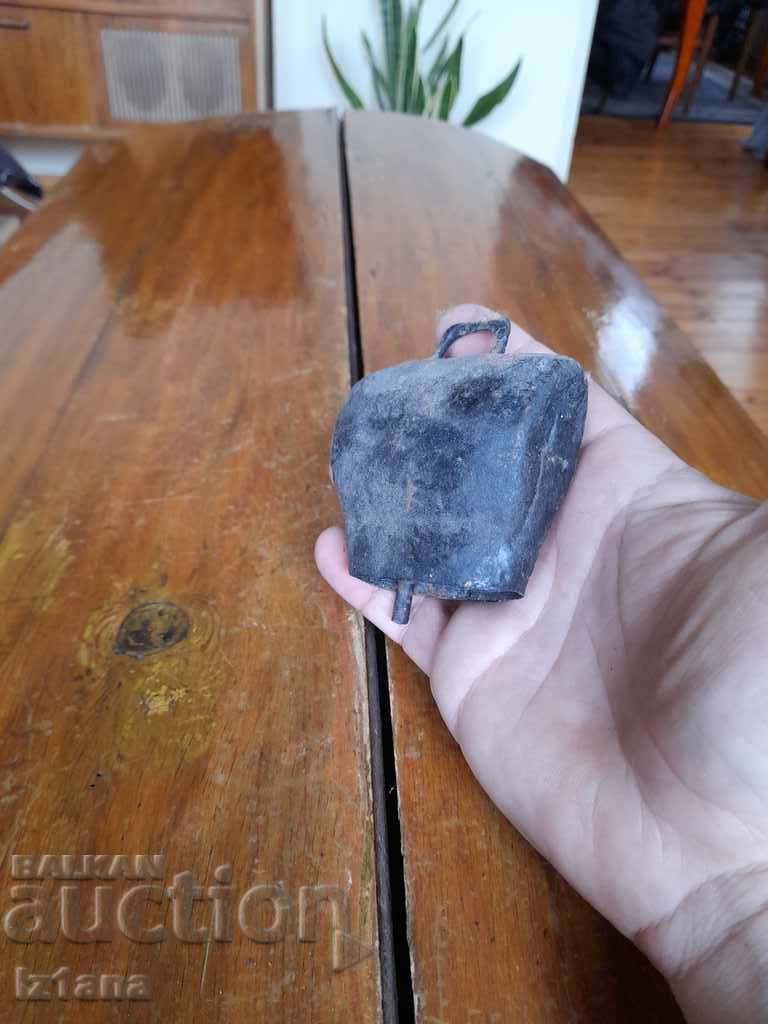 Auction Old bell, bell, chan Auction Old bell, bell, chan