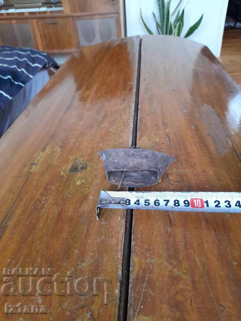 Delivery of Old bell, bell, chan Delivery of Old bell, bell, chan