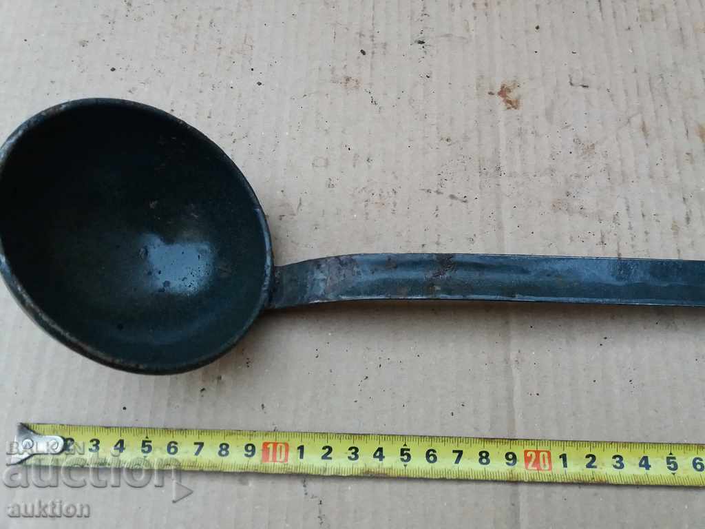 Аукцион емайлиран соц. черпак Аукцион емайлиран соц. черпак