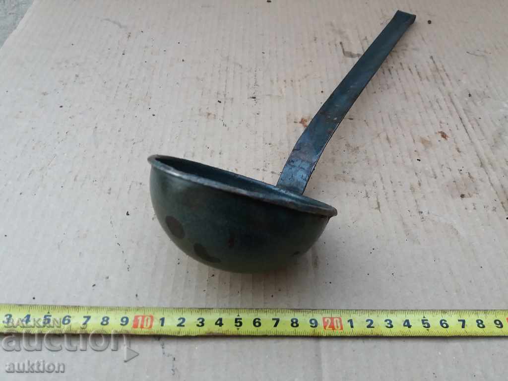 емайлиран соц. черпак - 6 емайлиран соц. черпак - 6