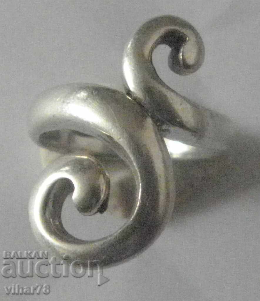 inel de argint cu preț 27.99 BGN | € 14.31 inel de argint cu preț 27.99 BGN | € 14.31