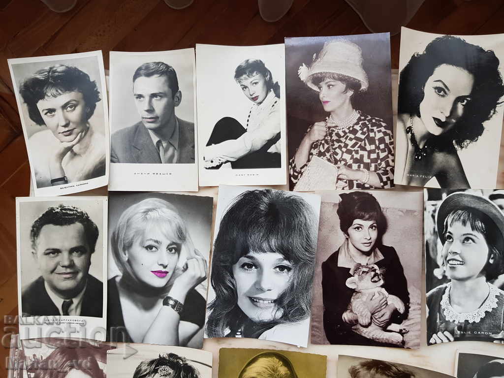 Old cards of singers and actors from the 60s - 50 pieces with price 50.00 BGN | € 25.56 Old cards of singers and actors from the 60s - 50 pieces with price 50.00 BGN | € 25.56