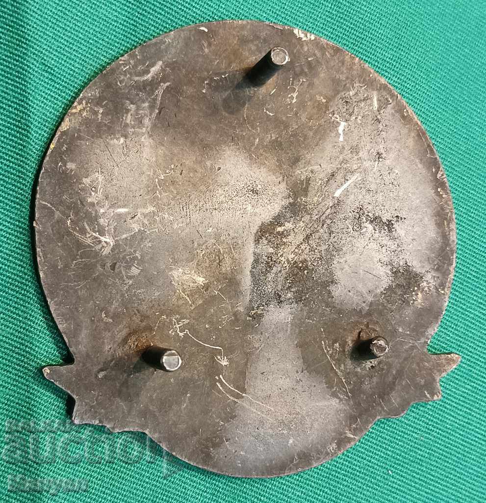 Auction  I am selling an old sign, a plaque for miles traveled.