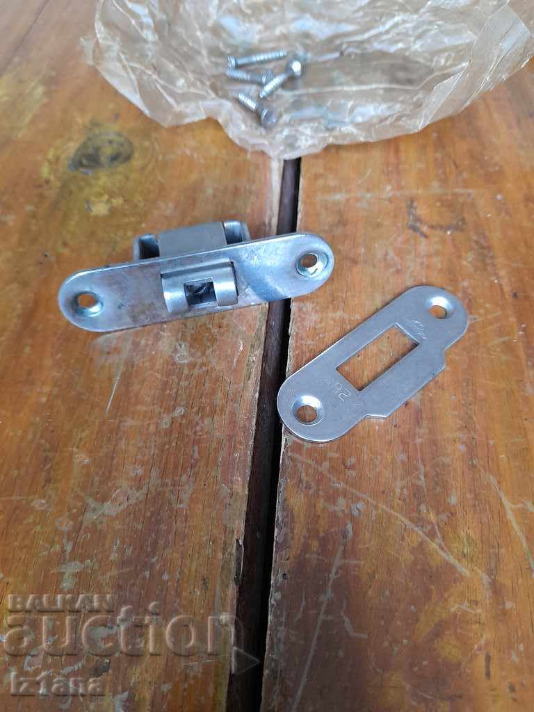 Old lock, lock with price 15.00 BGN | € 7.67 Old lock, lock with price 15.00 BGN | € 7.67