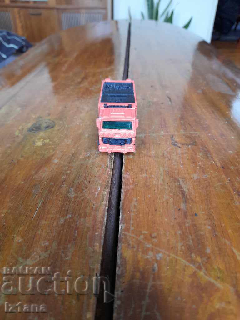 Delivery of Old car, trolley