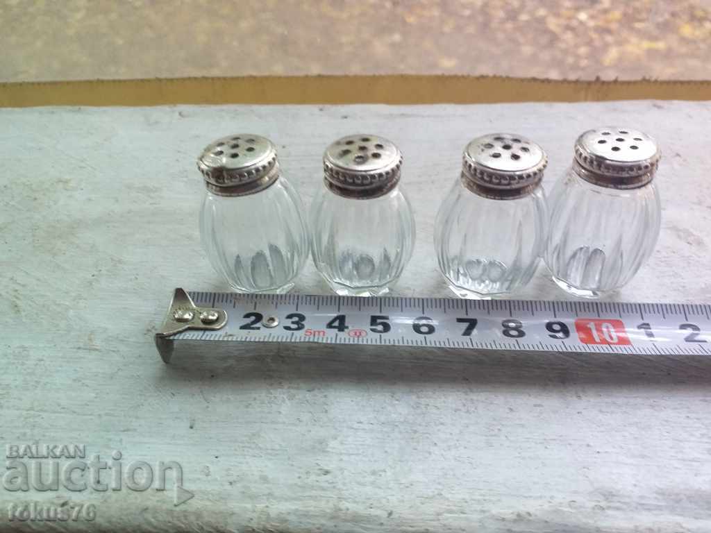 Cardeilhag Chistoffel Collectible small crystal salt shakers - 5 Cardeilhag Chistoffel Collectible small crystal salt shakers - 5