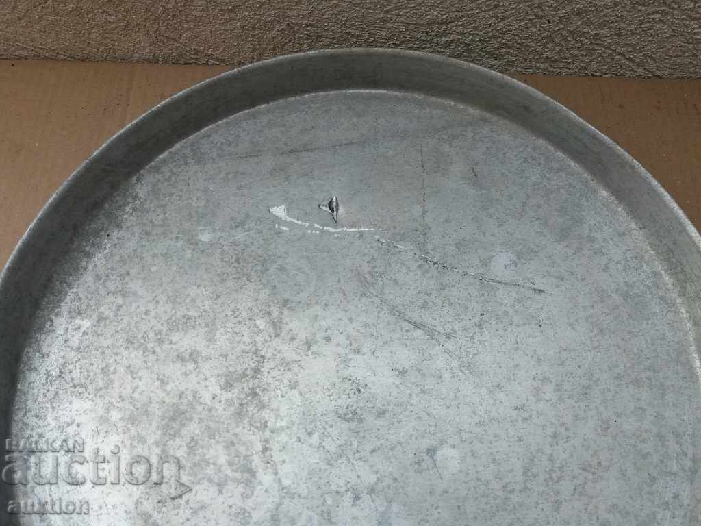 Auction OLD ALUMINUM TRAY FOR BAKLAVA AND SWEET PIE Auction OLD ALUMINUM TRAY FOR BAKLAVA AND SWEET PIE