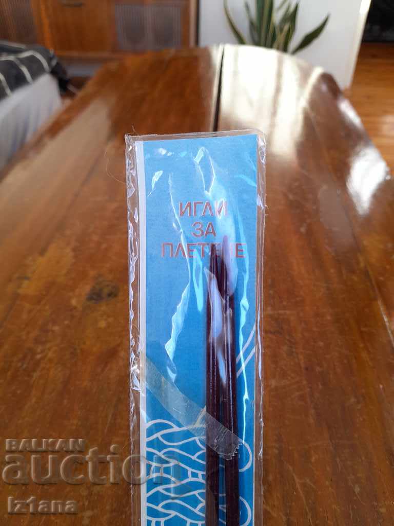 Auction Old knitting needles Auction Old knitting needles
