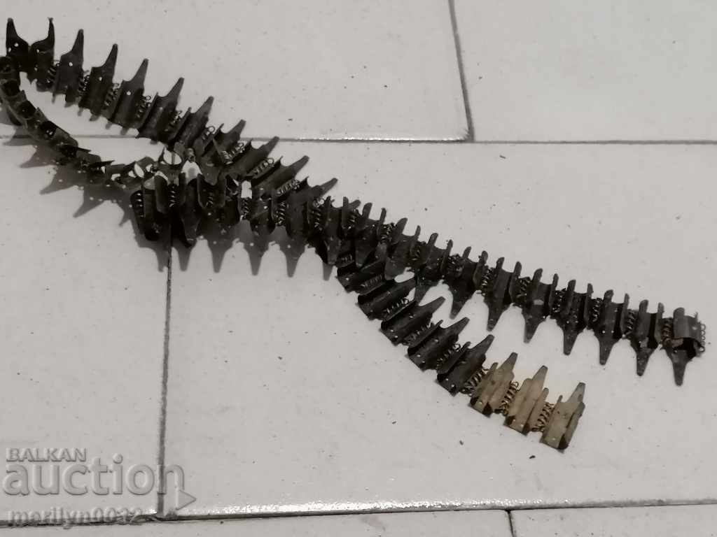 Bandă de cartuş pentru cartuşe din prize MG-34.42 50 Wehrmacht cu preț 46.00 BGN | € 23.52 Bandă de cartuş pentru cartuşe din prize MG-34.42 50 Wehrmacht cu preț 46.00 BGN | € 23.52