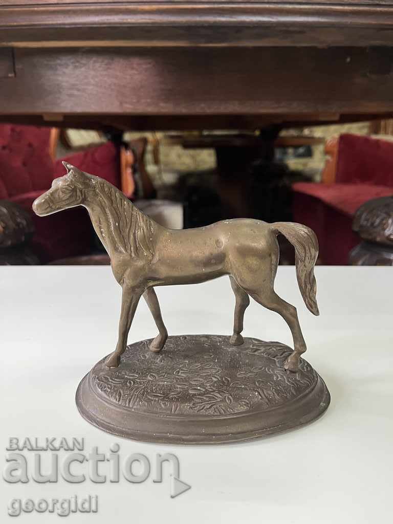 Veche figură din bronz a unui cal №1847