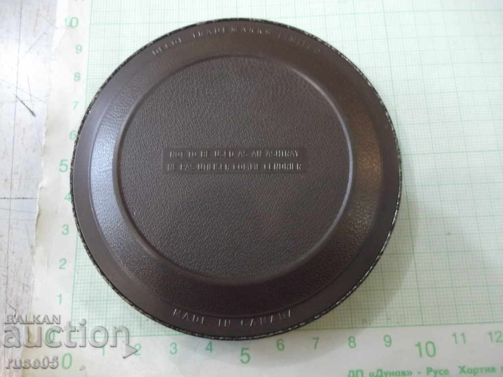 Auction Plate "CANADA" small plastic Canadian Auction Plate "CANADA" small plastic Canadian