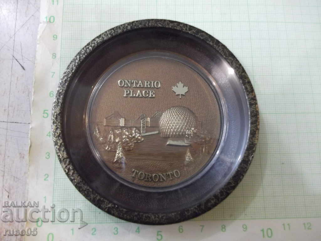 Plate "TORONTO" small plastic Canadian
