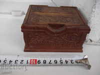 Cigarette box for carving wooden carved