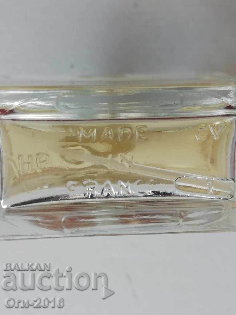 Auction  Eau de Parfum for Ladies