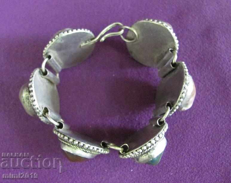 Delivery of Vintage Women's Bracelet Natural Stones Delivery of Vintage Women's Bracelet Natural Stones