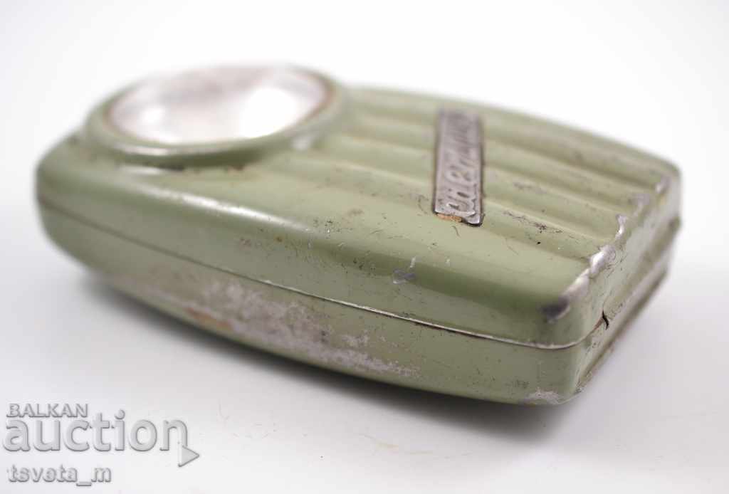 Delivery of Signal lantern with white light LIGHT Delivery of Signal lantern with white light LIGHT