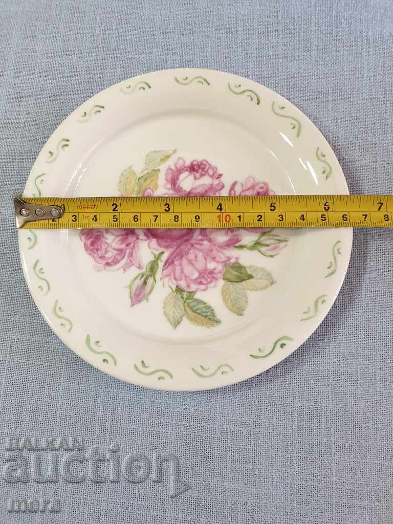Farfurie din portelan pictata manual-forstenberg vest germania cu preț 35.00 BGN | € 17.90