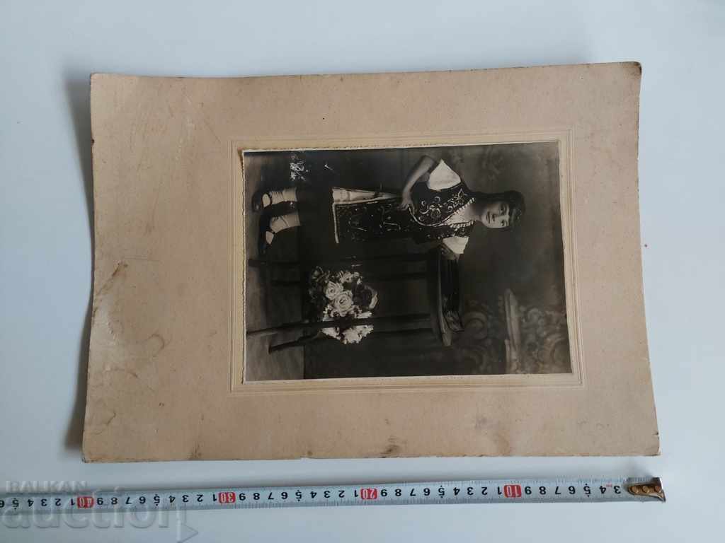 OLD BIG PHOTO COSTUME PHOTOS CARDBOARD KINGDOM OF BULGARIA with price 55.00 BGN | € 28.12 OLD BIG PHOTO COSTUME PHOTOS CARDBOARD KINGDOM OF BULGARIA with price 55.00 BGN | € 28.12