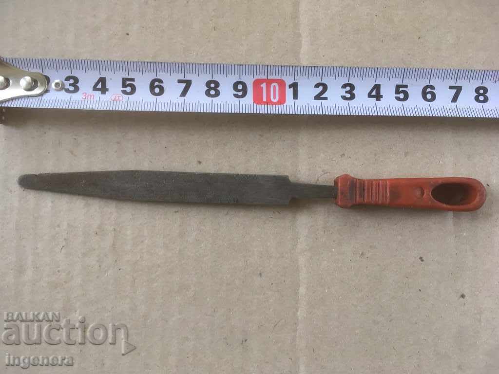 Auction  SAW FLAT FINE TOOL