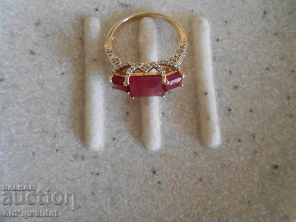 LUXURIOUS GOLDEN RING, 375 Gold with Natural Ruby and Topaz - 5