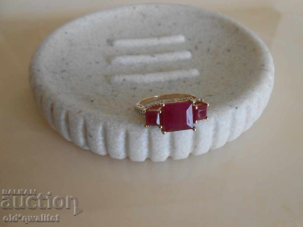 LUXURIOUS GOLDEN RING, 375 Gold with Natural Ruby and Topaz - 7