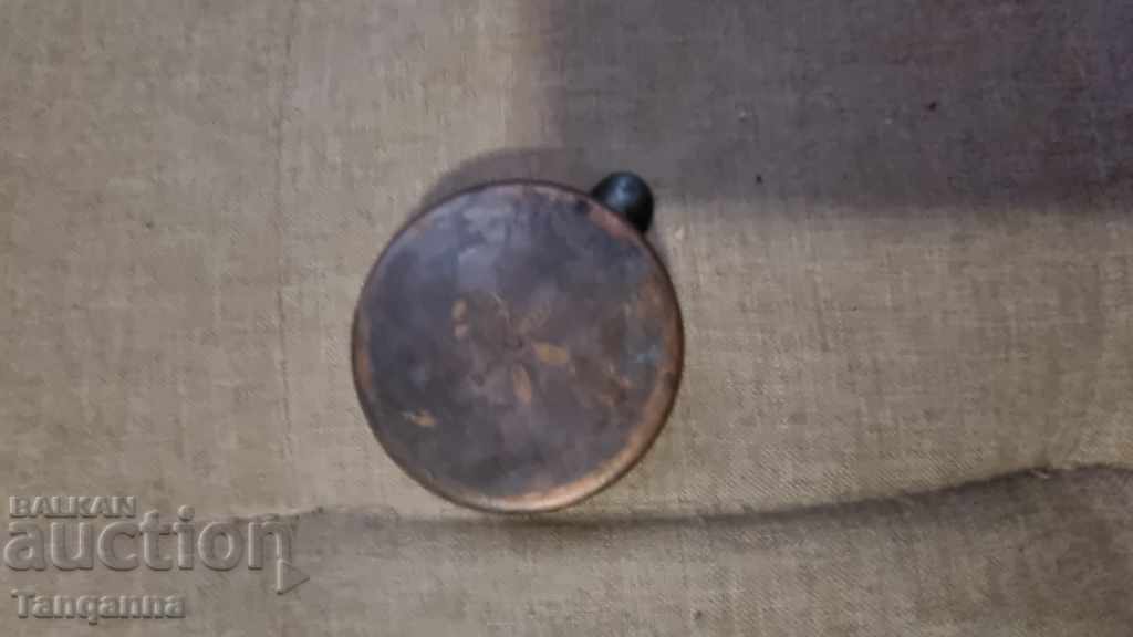 Auction Bronze ashtray Auction Bronze ashtray