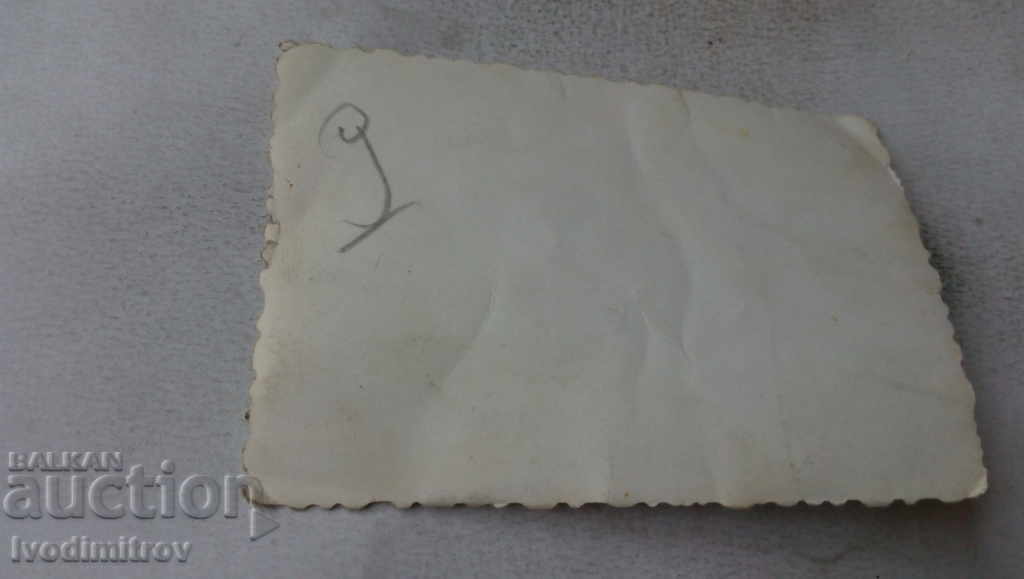 Photo Two families on the beach with price 1.65 BGN | € 0.84 Photo Two families on the beach with price 1.65 BGN | € 0.84