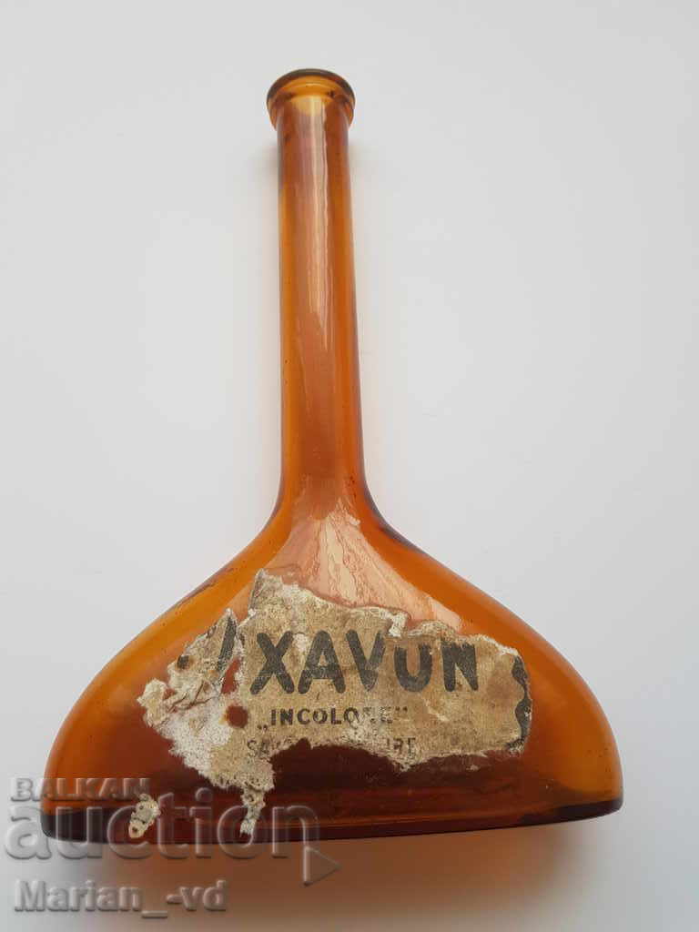 Старо стъклено шише от шампоан Pixavon