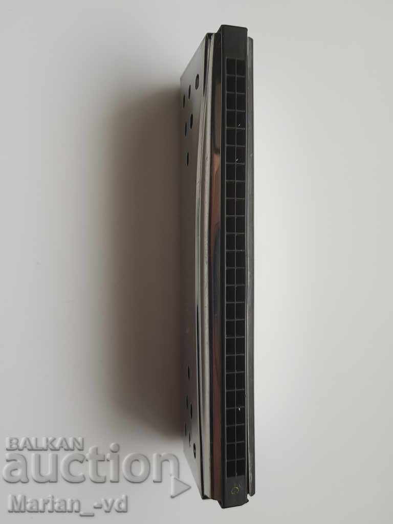 Delivery of Old harmonica Delivery of Old harmonica