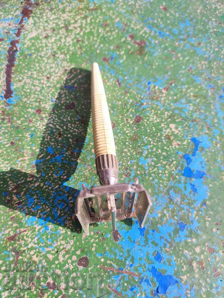 Gillette Englad razor - 6 Gillette Englad razor - 6